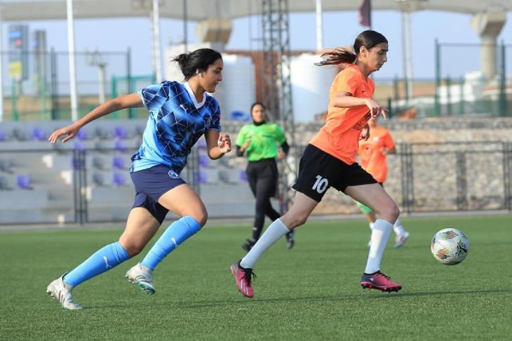 بنك وبيراميدز